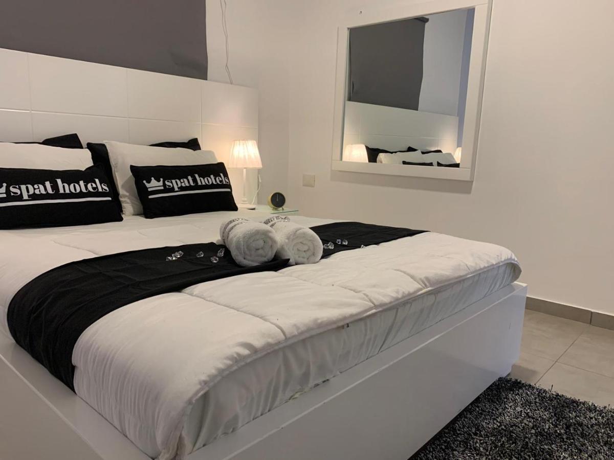 Apartmán דירת 5 חדרים מול הים Bat Jam Exteriér fotografie