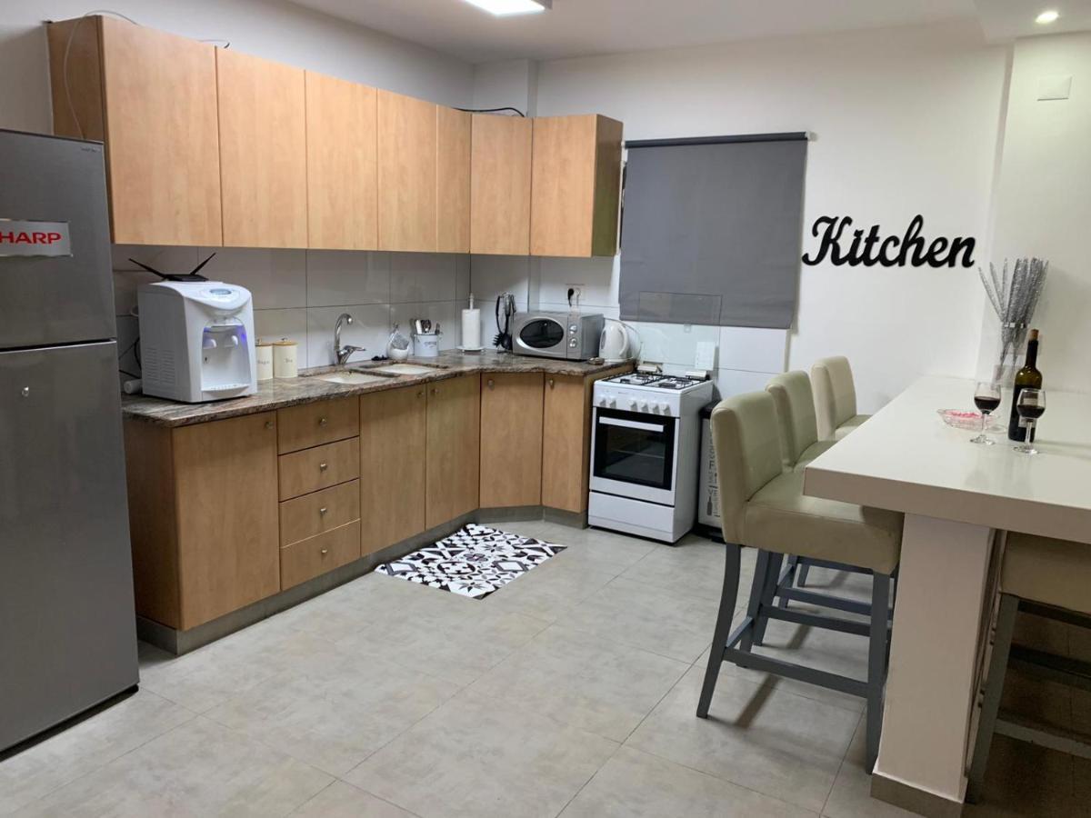 Apartmán דירת 5 חדרים מול הים Bat Jam Exteriér fotografie